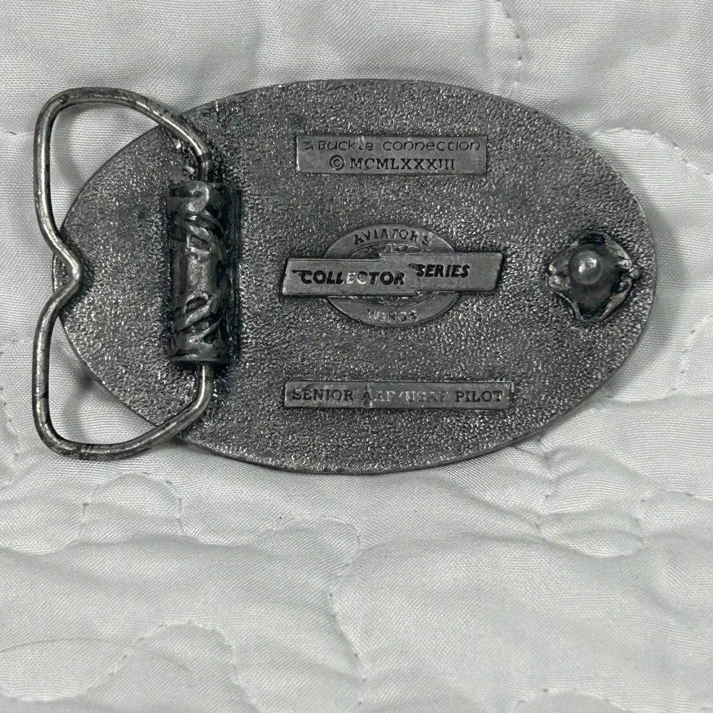 Buckle Connection vintage 1983